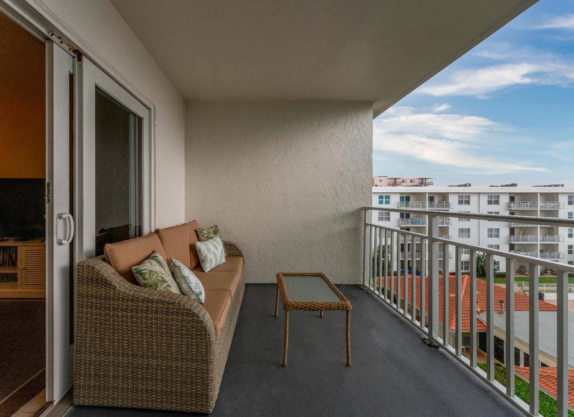Fabulous Ocean And Pool Views From Balcony & Located On No-Drive Beach New Smyrna Beach Exteriér fotografie